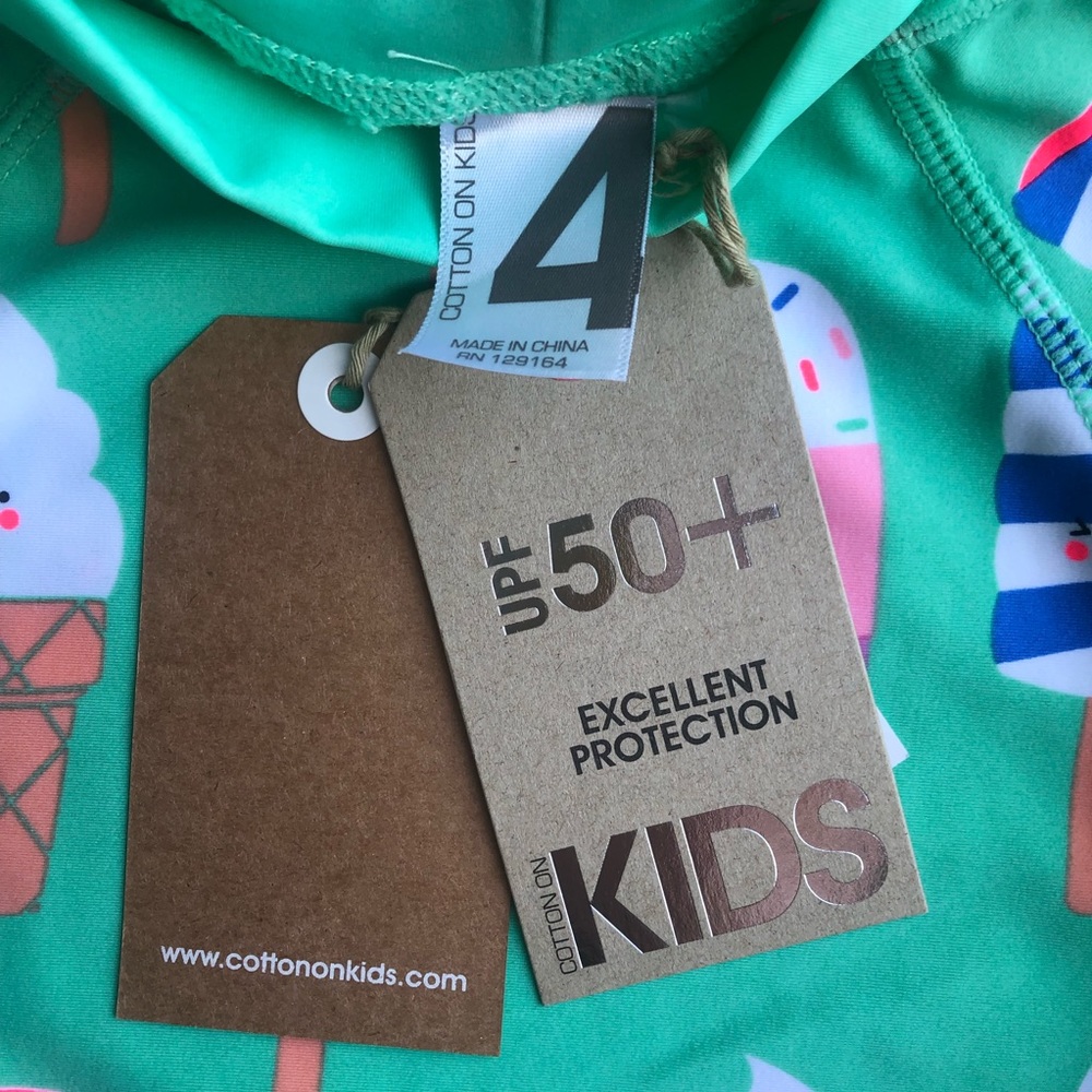 Cotton On Kids Rash-guard - Picture 3 of 4